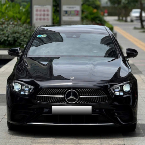 Xe Mercedes Benz E class E300 AMG 2021