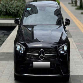 Xe Mercedes Benz E class E300 AMG 2021