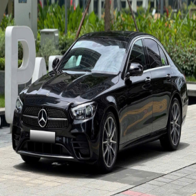 Xe Mercedes Benz E class E300 AMG 2021