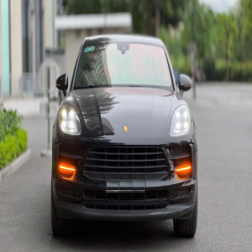 Xe Porsche Macan 2.0 2020