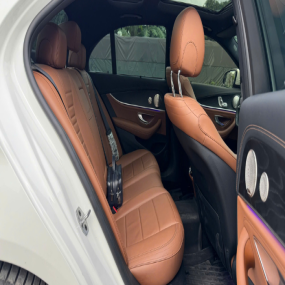 Xe Mercedes Benz E class E300 AMG Trắng 2021